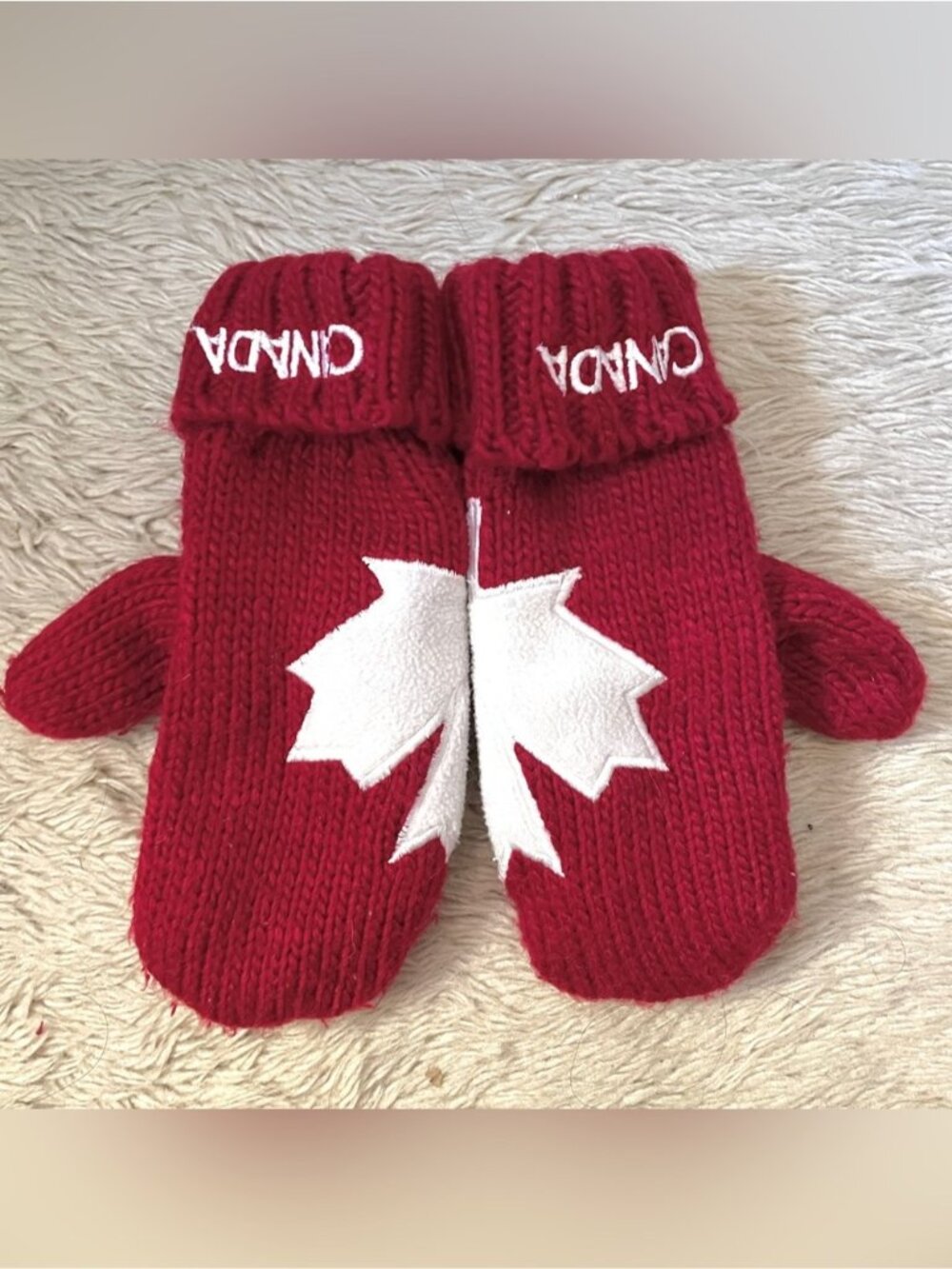 Canada Olympic Committee CANADA Mittens - Small 🇨🇦